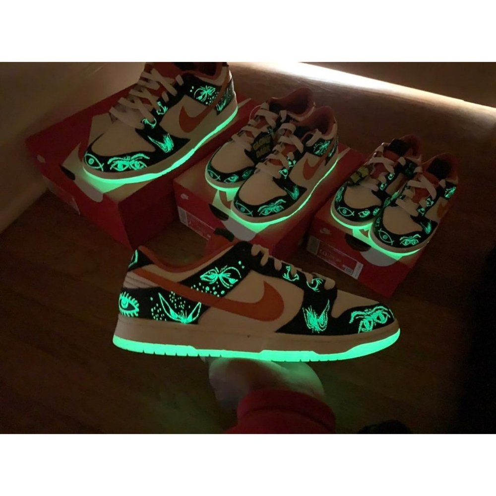 Size 10c Nike Dunk Low  PRM "Halloween" DM0717-100 - Picture 7 of 7